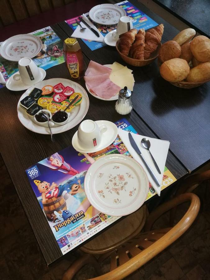 Chez Phil 호텔 로버트빌 외부 사진